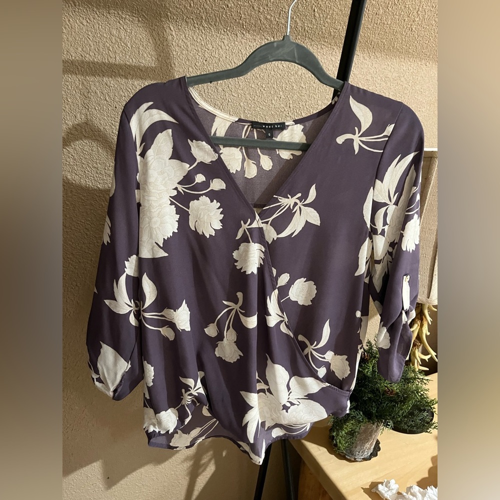 West Kei purple floral blouse small
